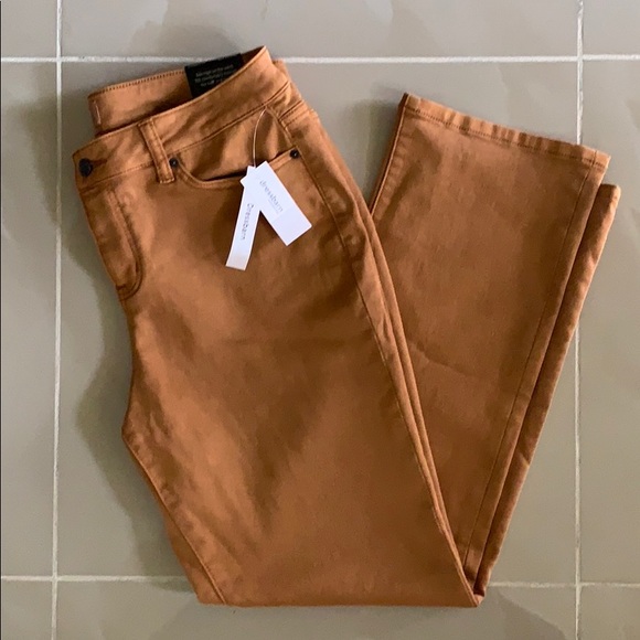 NWT Dressbarn All-Day Stretch Straight Jean - Picture 5 of 5